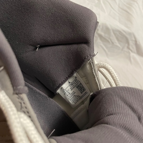 Air Jordan retro 11 Cool Grey 2021 size 13 - Picture 6 of 7